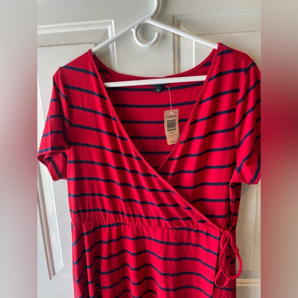 Torrid Red/Dark Blue stripped dress Skater style - Picture 2 of 3